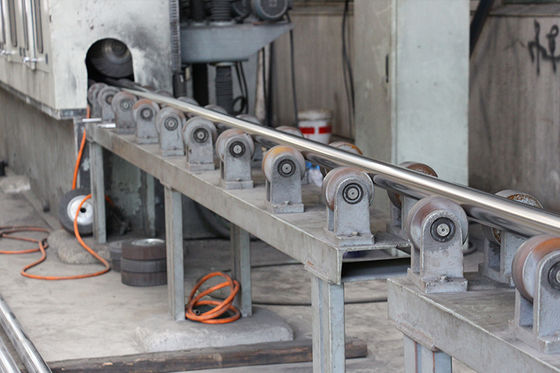 kupować Dokładność f7 Tolerancja chromowa pręta tłokowa z twardością HRC 55-63 i Ra 0,2-0,4 Bruki powierzchni dla cylindrów hydraulicznych produkcja online