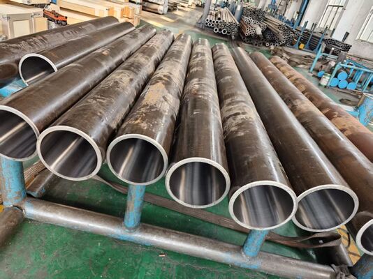 kupować Honed Tube z tolerancją H8 i wytrzymałością na rozciąganie ≥600 MPa do zastosowań hydraulicznych odpornych na korozję produkcja online