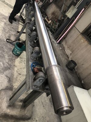Premium Niestandardowe Tłoczyska (Stal CK45) z Warstwą Chromu 0.02-0.03mm